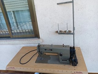 Máquina de coser Brother industrial