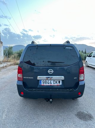 Nissan Pathfinder 2005