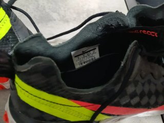 Scarpe Nike React Uomo Nero Rosso.