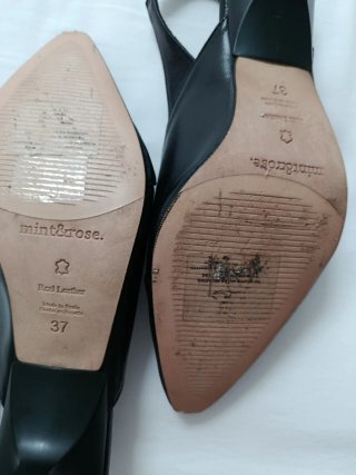Zapato tacón negro