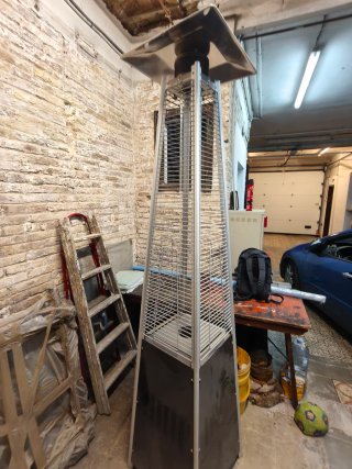 Estufa de Gas para Exterior (Patio Heater)