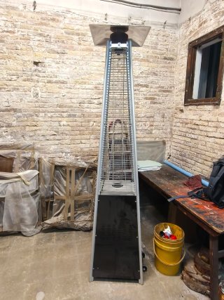 Estufa de Gas para Exterior (Patio Heater)
