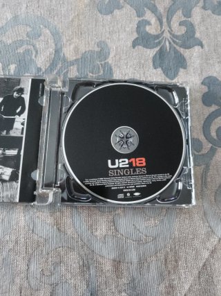 U2 18 Singles CD