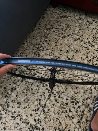 Ruedas Shimano WH-R500 Carretera Delantera + Trase
