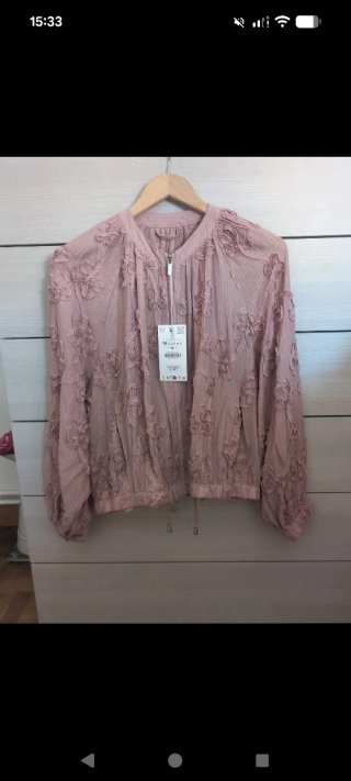 Chaqueta rosa oversize flores