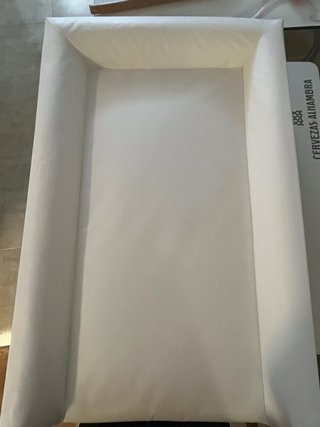 Cambiador para bebé blanco