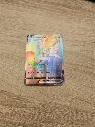 Carta Pokémon Cinderace VMAX Arcoíris