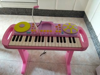 Piano Infantil Rosa con Micrófono