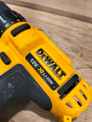 Taladro atornillador DeWalt DCD710 10,8V
