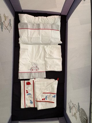 Cuna de viaje plegable con colchón