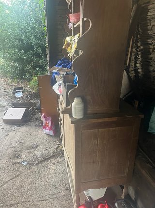 Mueble aparador antiguo de madera