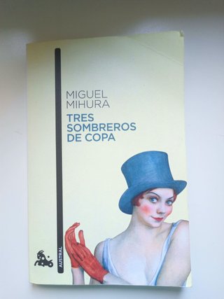 Tres sombreros de copa