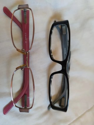 Monturas Gafas Versace Doradas y Rojas