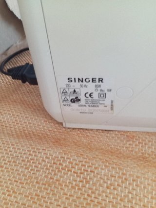 Macchina da cucire Singer Amica 20