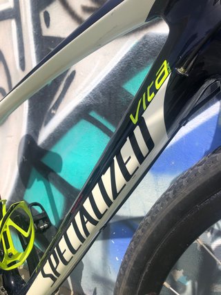 Bicicleta Gravel Specialized Carbono