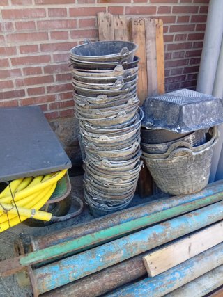 Cubos de goma para obra