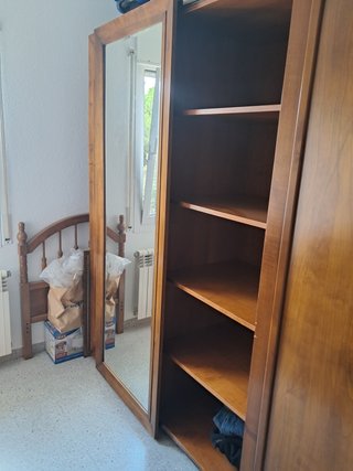 Armario ropero madera maciza