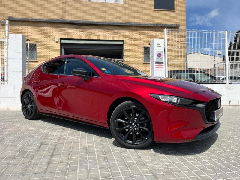 Mazda 3 2022 - foto 1