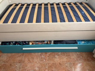 Cama nido con cajón, estante y somiers