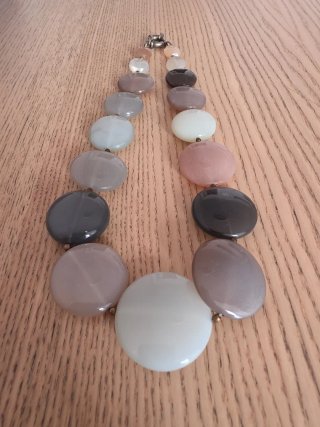 Collar Laura Marquez Piedras Naturales
