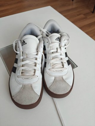 Deportivas Adidas niña blancas y negras