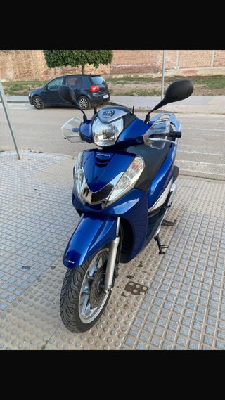 Honda SH300i