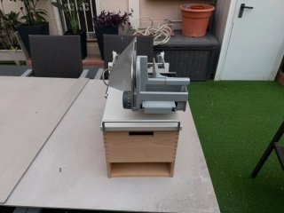 Cortadora de fiambre empotrable