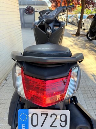 Yamaha Nmax 125 Gris 2019 - 20.000km