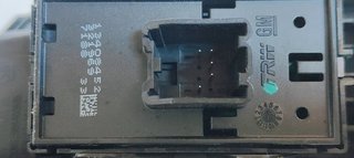MANDO ELEVALUNAS TRASERO DERECHO OPEL ASTRA K LIM