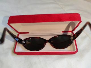 Monturas para sol carolina herrera