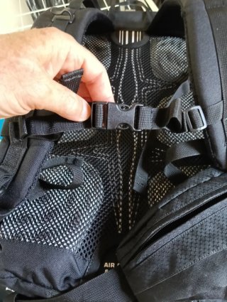 Mochila senderismo Forclaz Air 25 Quechua,