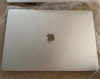 MacBook Pro 16 2019 Plata