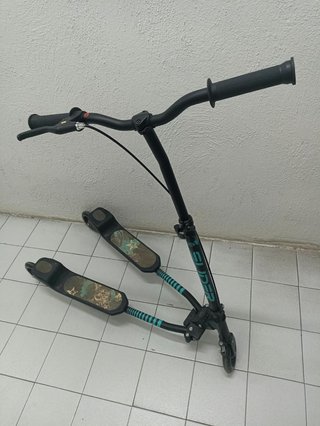 Patinete de tijera