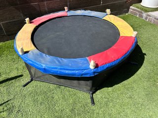 Cama elástica infantil