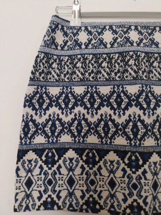 Falda mini estampada mujer
