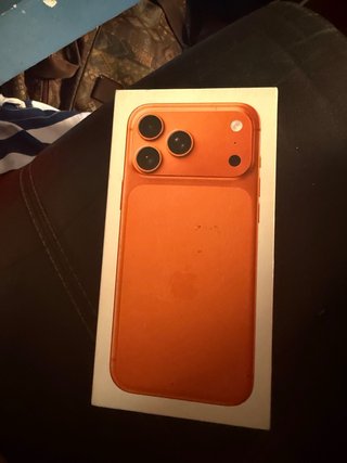 iPhone 17 Pro Max Naranja