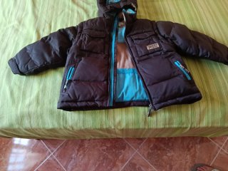 Chaqueta acolchada con capucha