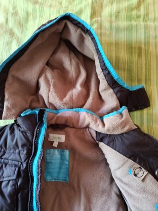 Chaqueta acolchada con capucha