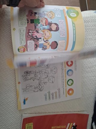 Inglés fácil con Clifford, 6