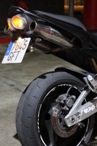 Suzuki GSR 600 A2