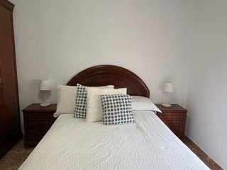 Juego Muebles Habitación: 2 Mesitas, Cómoda, Cabec