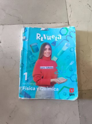 Física y Química 1o Bachillerato : Revuela