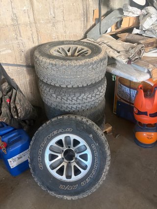 5 Llantas Mitsubishi Montero V20 Originales