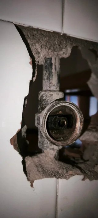 fontanero fugas de agua