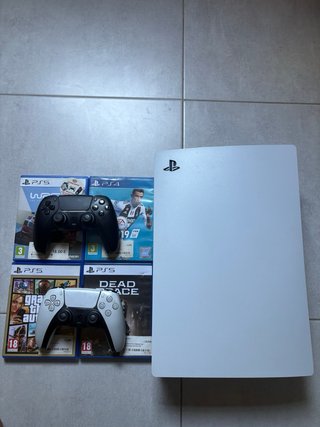 Consola PlayStation 5 + 2 Mandos