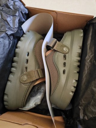 Zuecos UGG Peakmod Verde