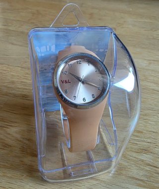 Reloj Victorio & Lucchino Dorado y Naranja