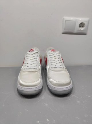 Nike Air Force 1 Blancas y Rojas 42,5