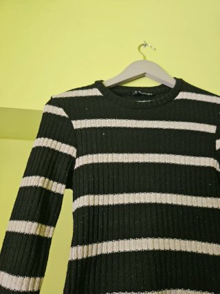 Jersey de rayas blanco y negro