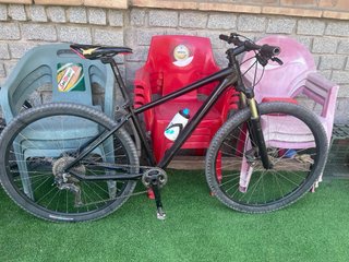 Bicicleta da Montagna Scott Nera